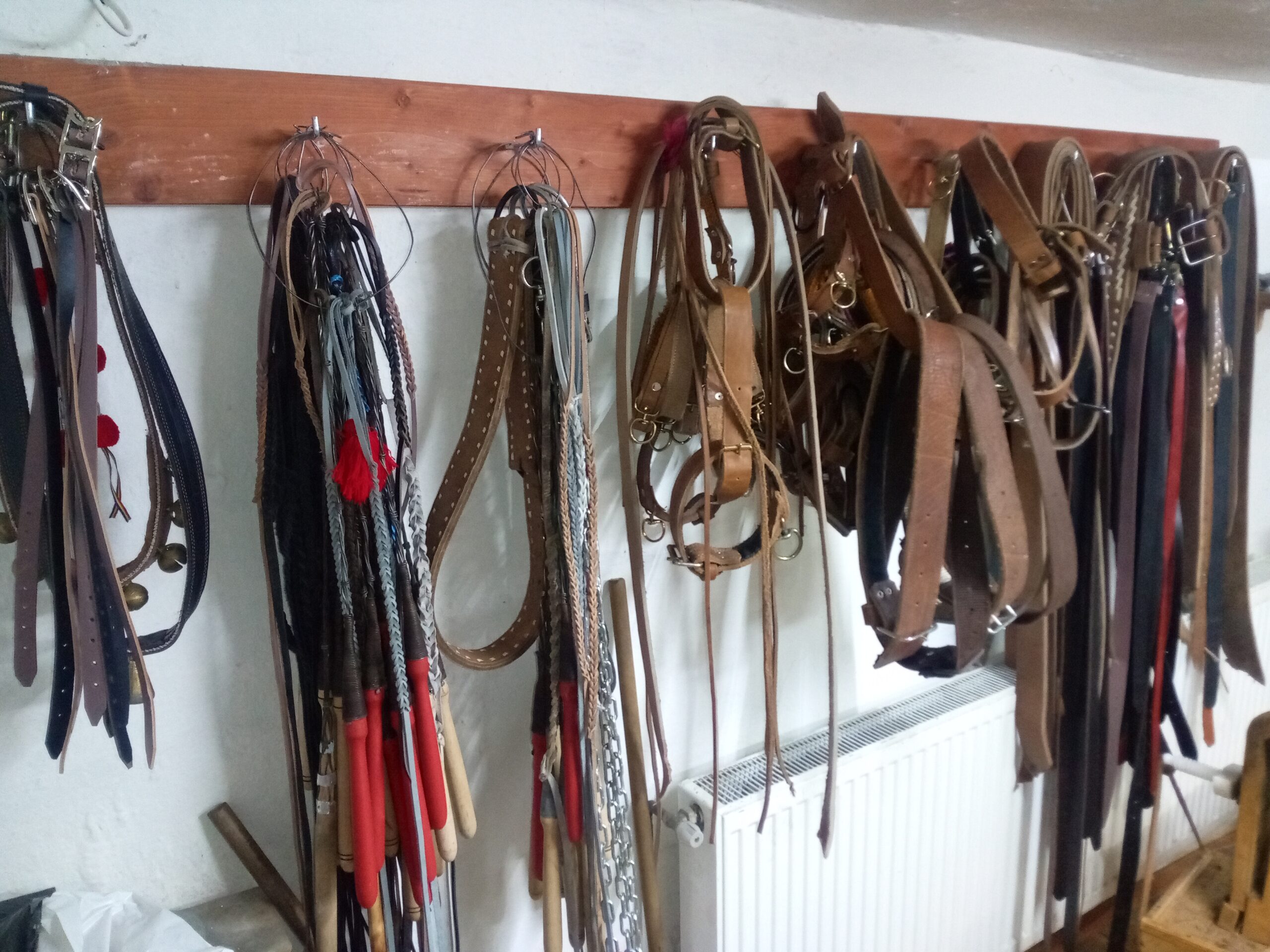 Ősi mesterségek: szíjgyártó